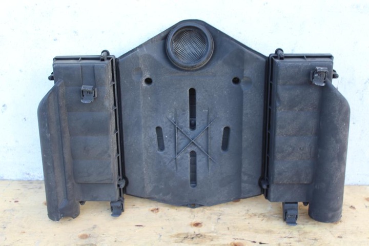 фото №9, Корпус фільтра повітря mercedes e клас w211 5.0 v8 a1120901101