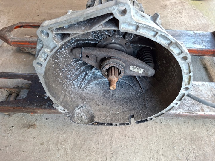 фото №11, Bmw e90 e87 e61 2.0d n47 коробка передач коробки передач механическая 1069401105 1069401059