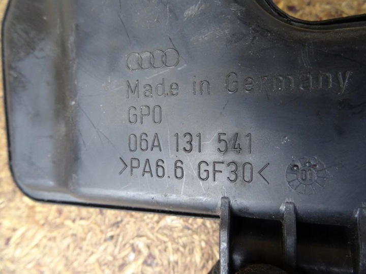фото №8, Audi s3 8l tt 8n golf iv octavia i 1.8t бак тиску 06a131541