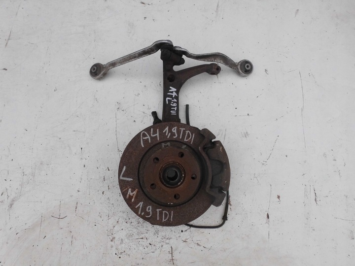 фото №1, Поворотный кулак superb passat b5 a4 b5 1.8t левая перед