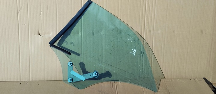 фото №1, Скло бокова права праві зад volkswagen t-roc cabrio 20r- оригінал