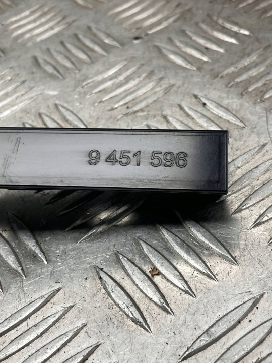 фото №9, Bmw (oem) 9451596 x1 u11 молдинг защита дверь правая перед