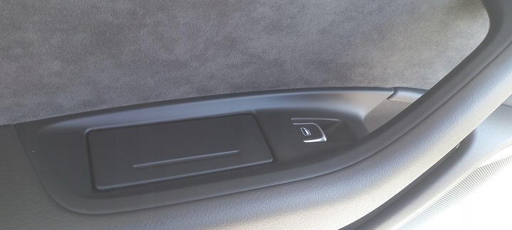 фото №5, Боковина обивка дверь левый зад audi a6 c7 ролета