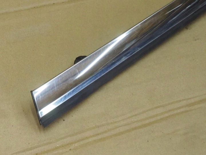 фото №7, Планка накладка хром ліва перед chrysler 300c 04-07 передній рестайлінг