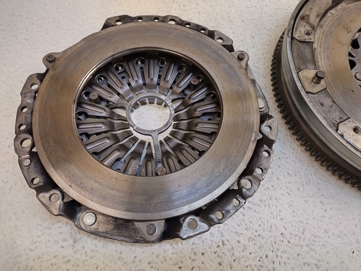 фото №12, Bmw 4 f36 gran купе 14-17 2.0 n47d20c комплект зчеплення luk