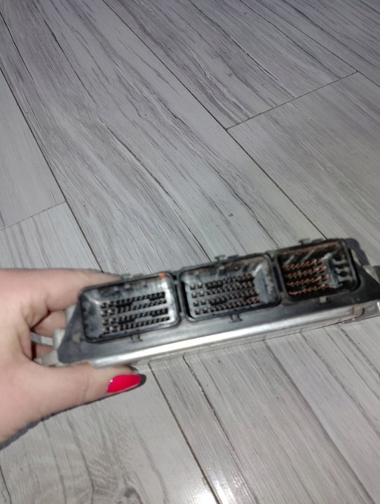 фото №3, Компьютер блок управления 0281013907 megane ii scenic ii