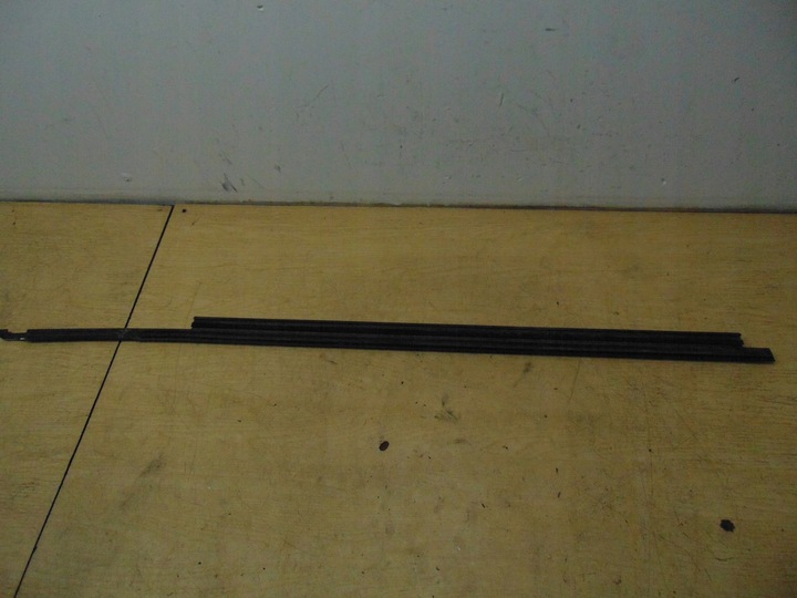 фото №7, Планка накладка лівий перед audi a5 купе 2011r 8t0853283c