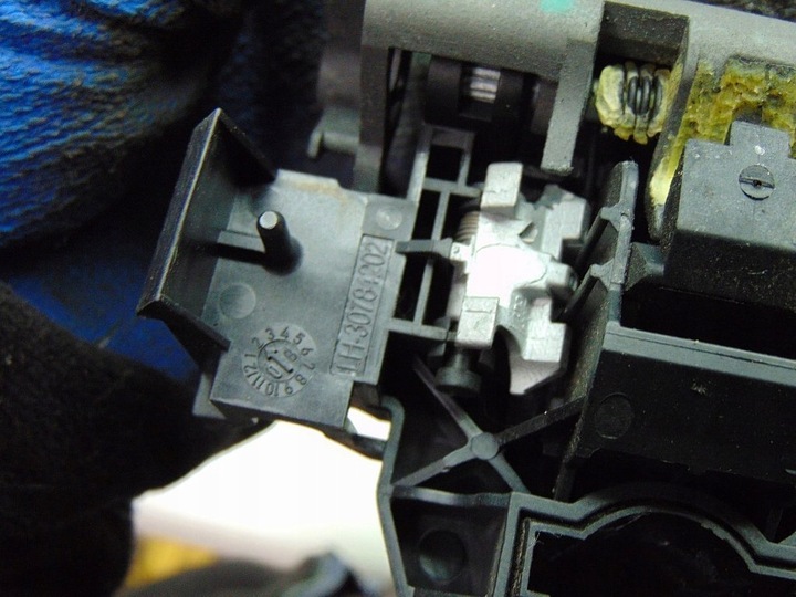 фото №6, Jaguar xf 2.7 d 08r ручка дверь левый зад