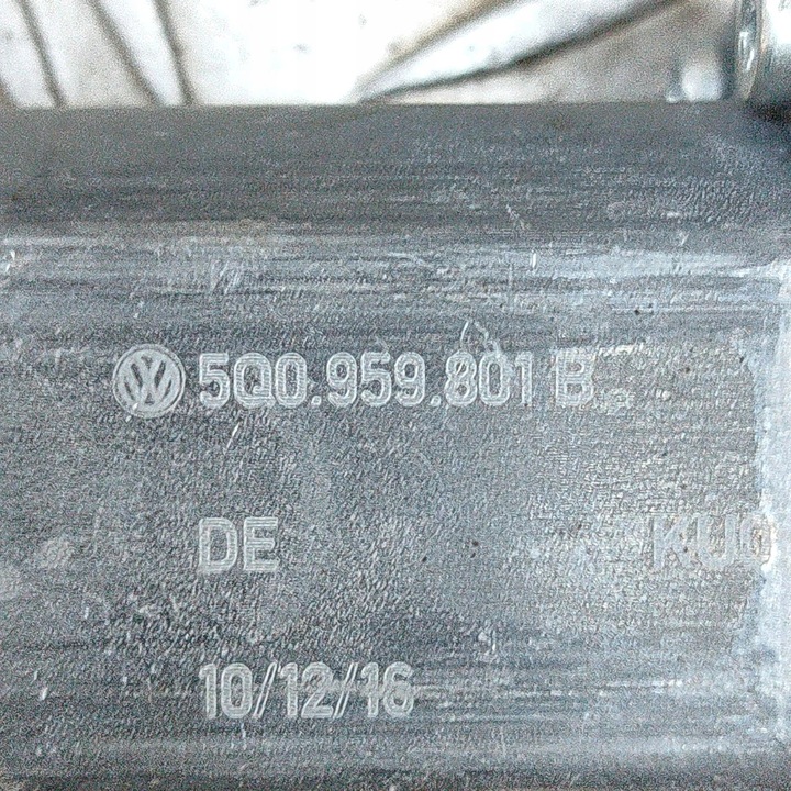 фото №7, Volkswagen tiguan 2017 права сторона двигунчик підйомника скла двері