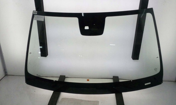 фото №1, Скло лобове передня mercedes c-klasa 2016- датчик оригінал