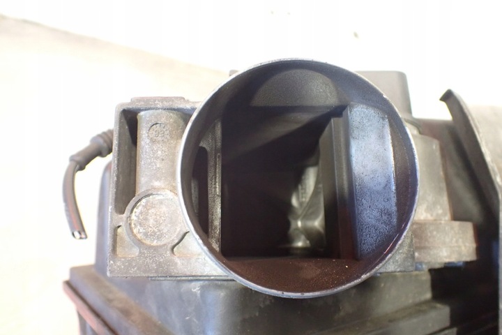 фото №9, Корпус фільтра повітря audi 80 1.9