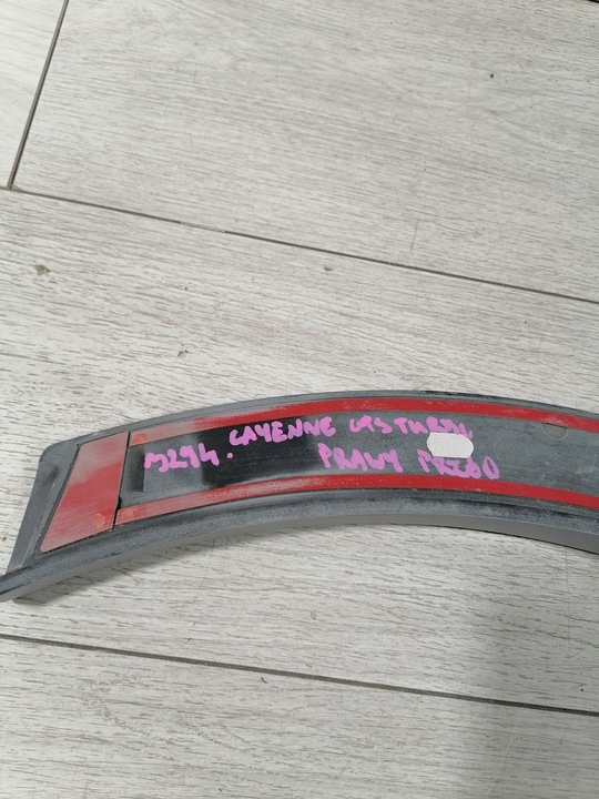 фото №8, Cayenne gts turbo планка крило 7l5853828f