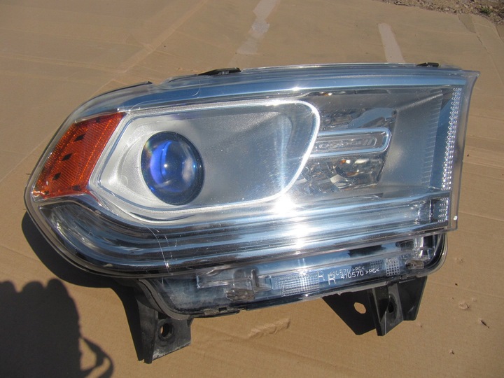фото №10, Dodge durango рестайлинг 14- лампа левая оригинал ok перед передняя фара 2014