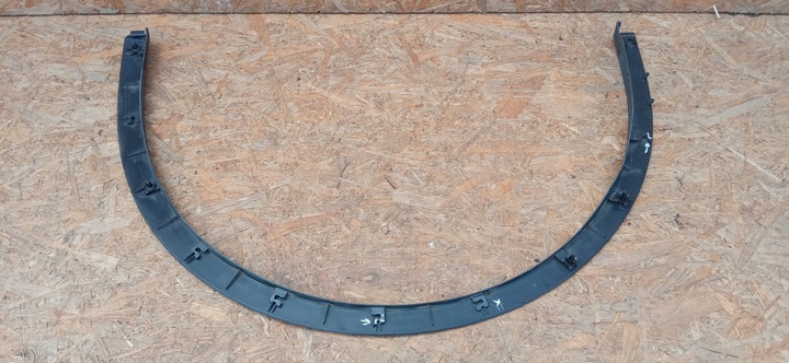 фото №12, Tesla модель y 20- накладка планка крила праві перед 1658696-00-a