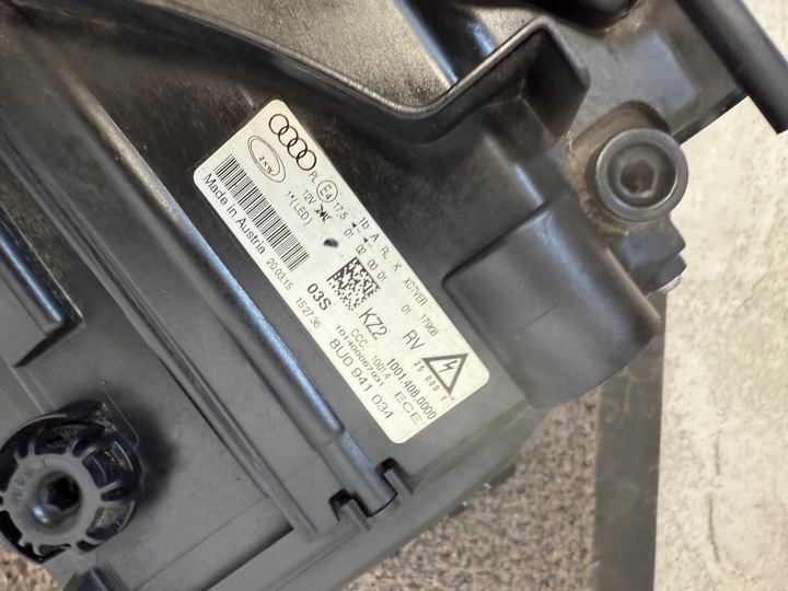 фото №9, Комплект лампа передних audi q3 8u0 рестайлинг 15-19 полный led dynamic8u0941033/034