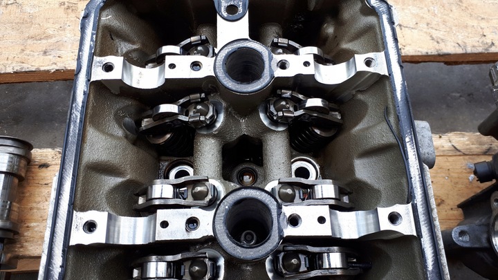 фото №4, S6 c7 4g a6 головка клапанів ліва 4.0 tfsi s7 4g