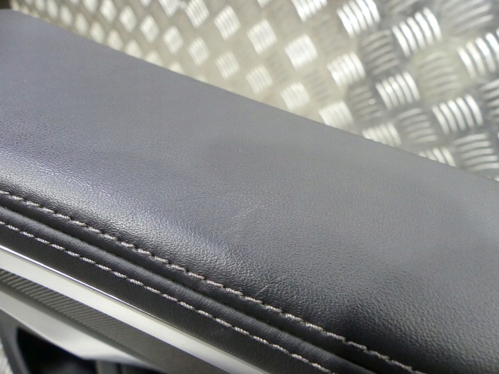 фото №13, Bmw 8 g15 individual обивка сиденья вентиляция подогрев диван обшивки 41km