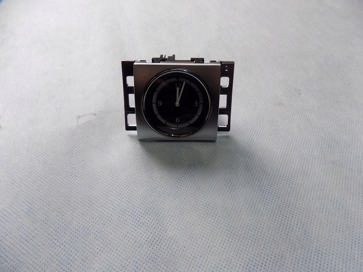 фото №1, Dw passat cc часы 3c8919204a