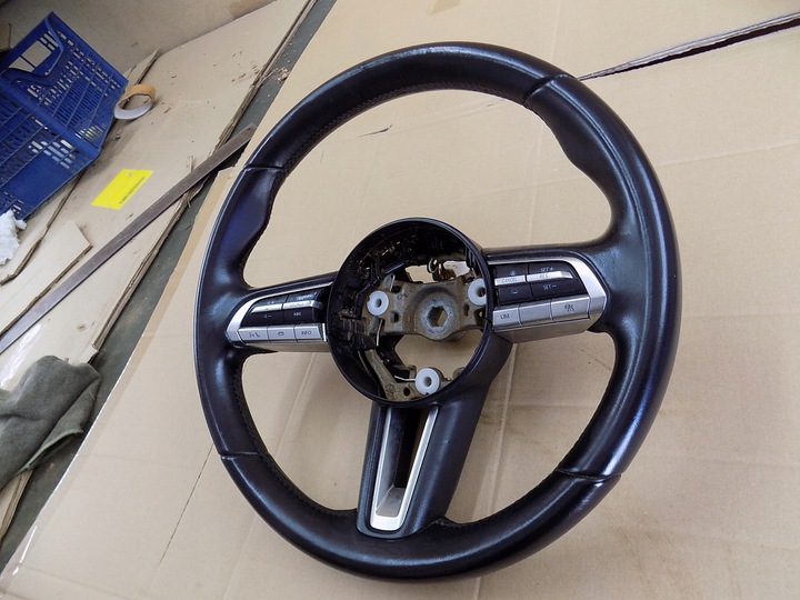 фото №7, Mazda cx30 руль блок управления кожаный мультифункция очень красивая 0ryginalna