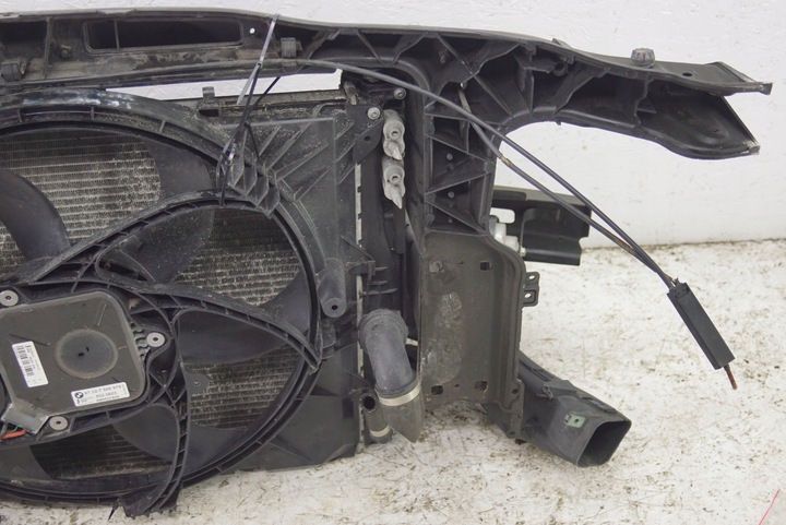 фото №13, Pas переднє радіатор bmw e93 3.0 b автомат