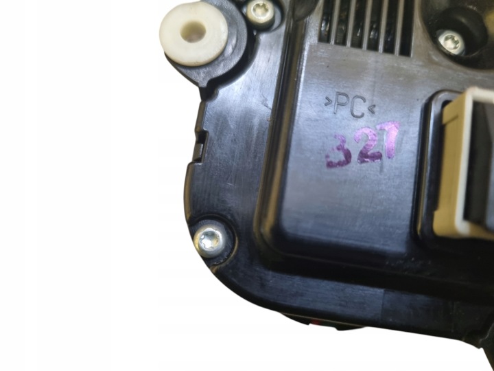 фото №10, Панель климат-контроля воздуховод vw volkswagen golf v plus 74641450
