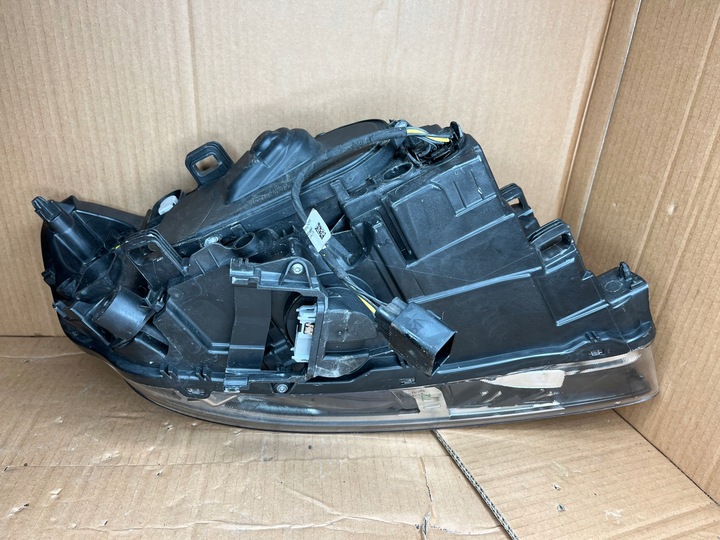 фото №8, Лампа левая передняя volvo v60 s60 идеальная