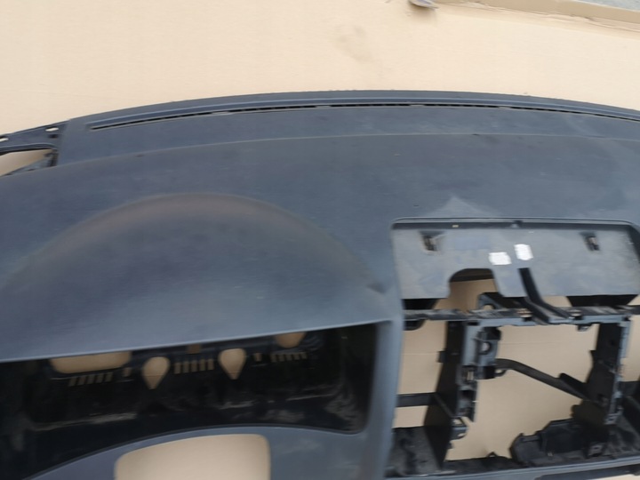 фото №5, Панель роздавальна консоль vw t5 європа 2005r