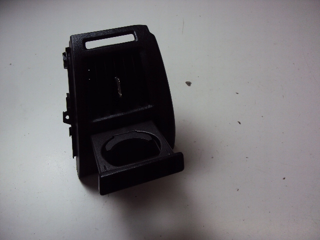 фото №6, Решітка повітропровід права cup тримач toyota prius plus