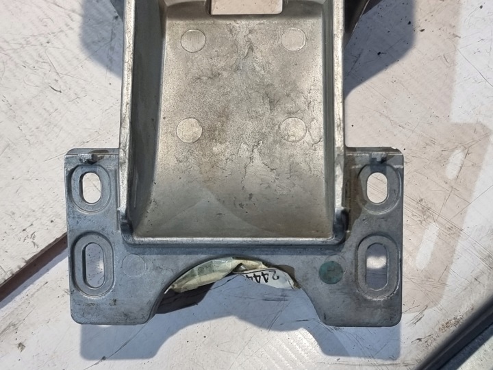фото №14, Підлокітник oem номер 24443643 opel vectra c 03r