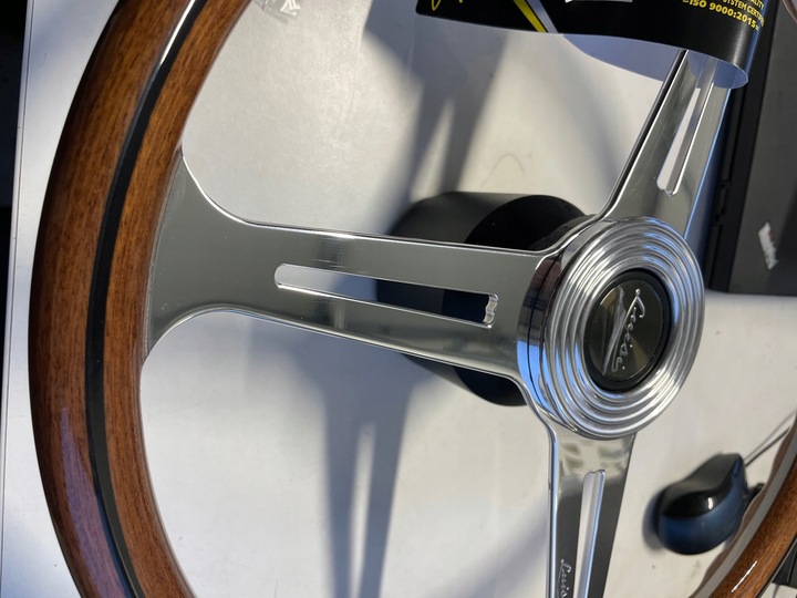 фото №12, Руль деревянная 37cm włoska классика