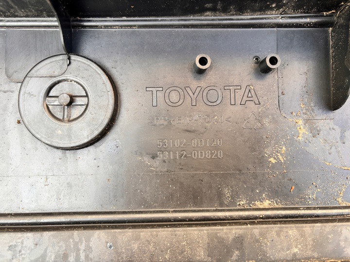 фото №11, Toyota yaris iii решётка нижняя бампера передней 53112-0d820 53102-0d120