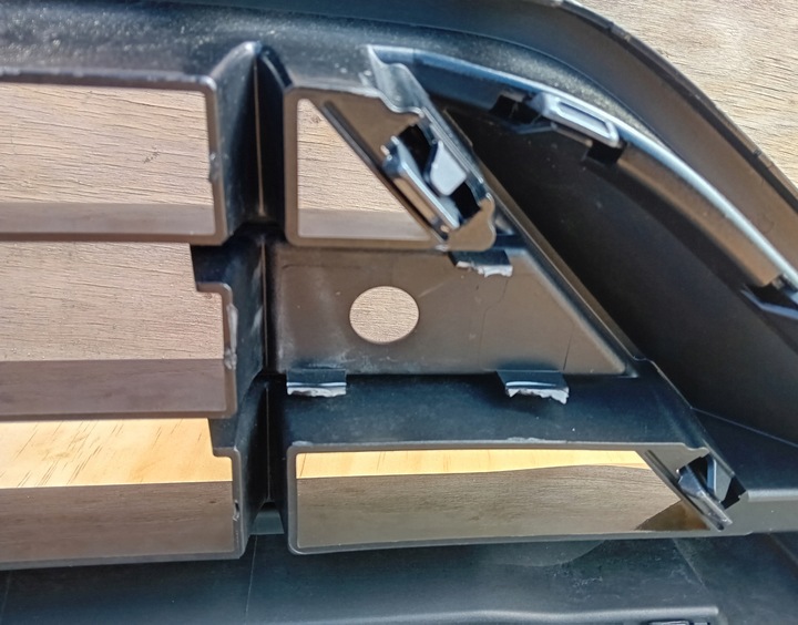 фото №11, Volvo xc90 ii рестайлинг r-design спойлер диффузор накладка бампера перед