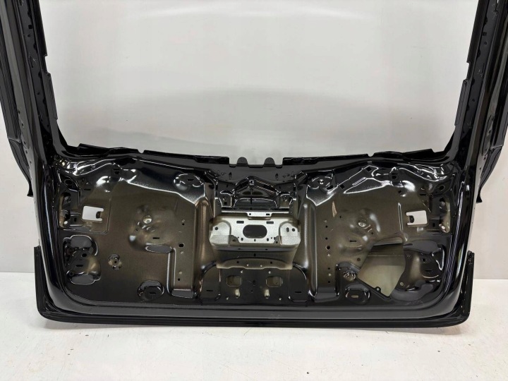 фото №14, Audi q8 4m8 крышка багажника 4m8827025a