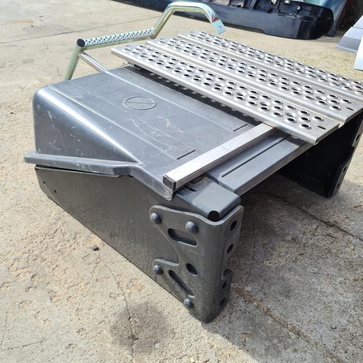 фото №1, Actros axor atego основа коробка акумуляторів