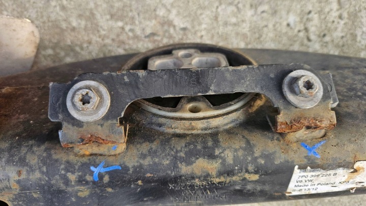 фото №7, Volkswagen touareg ii 2 7p балка кронштейн  коробки кпп / коробка передач 7p0399227x