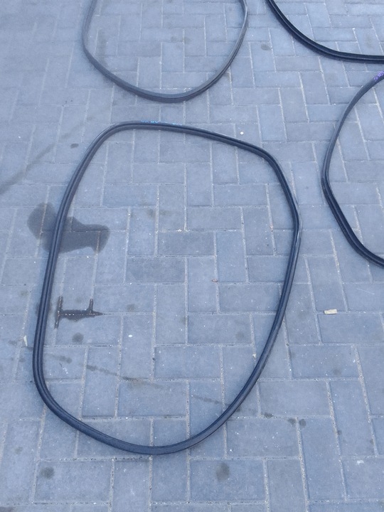 фото №8, Mazda cx50 23- прокладка дверь usa