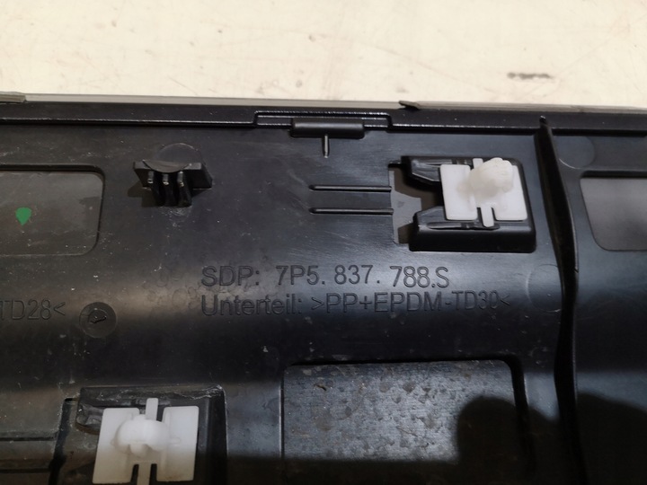 фото №10, Планка дверь правые перед porsche cayenne 7p5