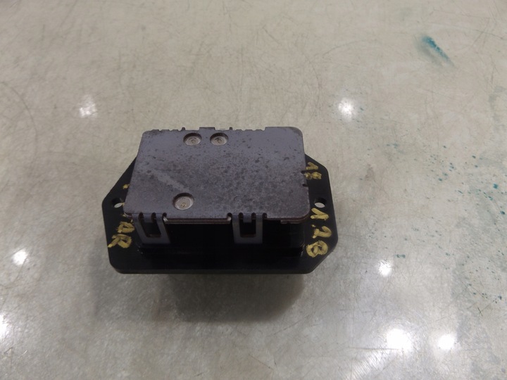 фото №1, Space star ii рестайлінг резистор резистор