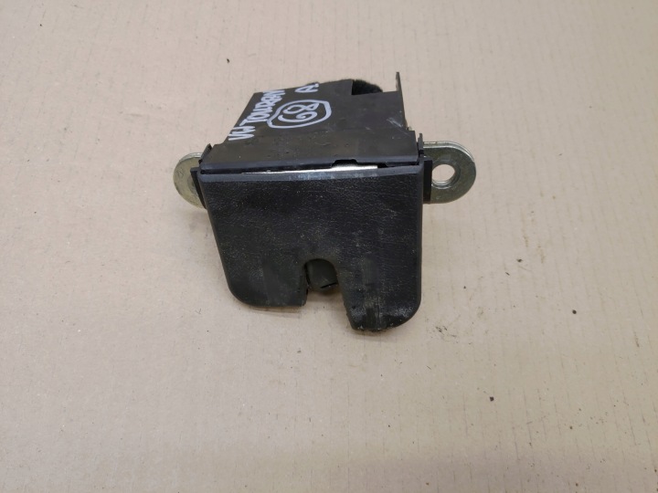 фото №5, Замок крышки багажника vw touran i mk1 годы 2003-2006 1t0827505f