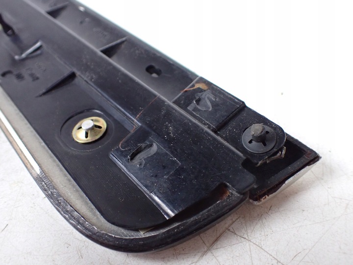 фото №6, Планка dekor карбон левый зад audi s8 d3 5.2 fsi 4e0867419