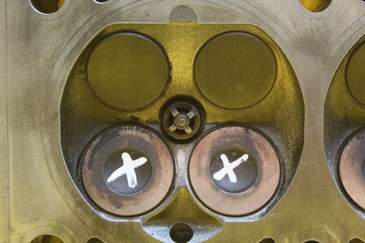 фото №9, Головка vw golf v touran audi a3 8p skoda seat 1.6 fsi blf 03c103358s