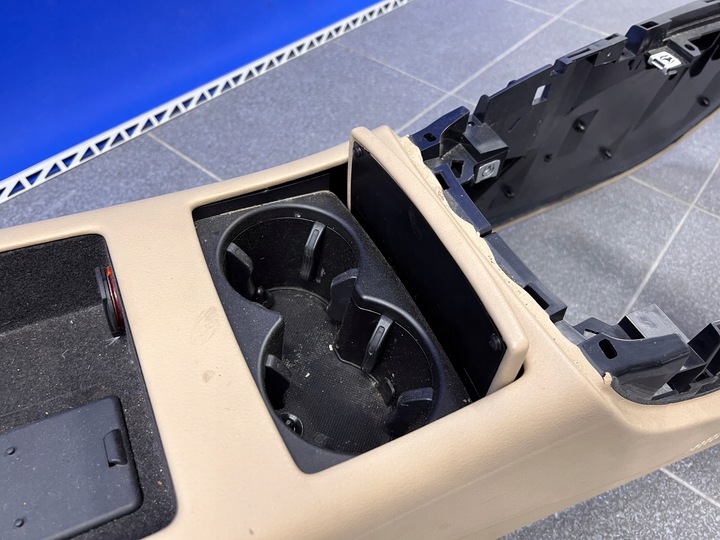 фото №7, Audi a6 a7 c7 4g туннель средний кожа