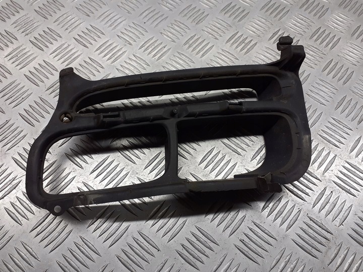 фото №1, Рамка держатель галоген левая toyota avensis t25 1.8 vvti