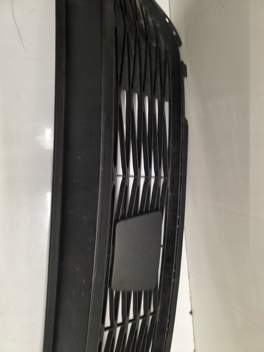 фото №10, Решітка середня решітка hyundai i30 iii 3 рестайлінг 21-24rok 86560-j7db0 оригінал