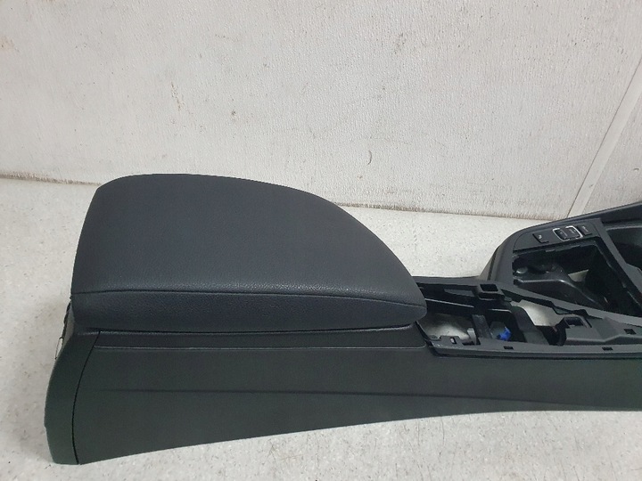 фото №5, Bmw f20 2010- подлокотник туннель консоли оригинал европа идеальный