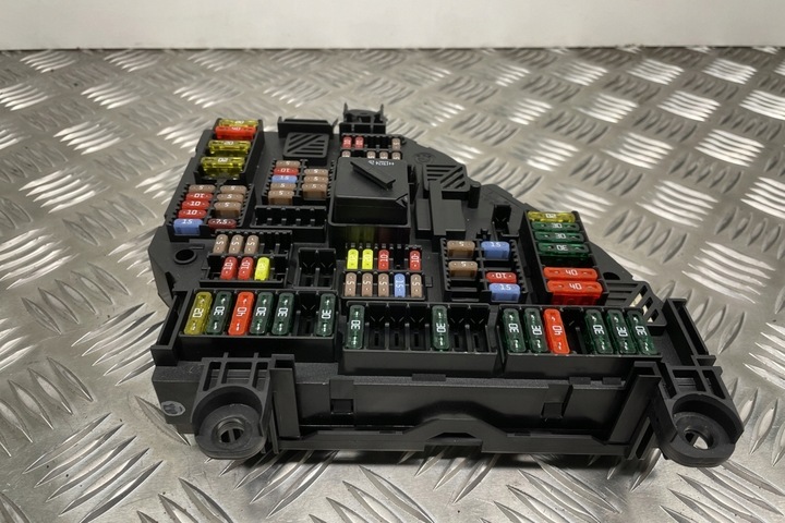 фото №9, Коробка предохранителей bmw 7 f01, f02 9264924 3.0l дизель 190kw 2013