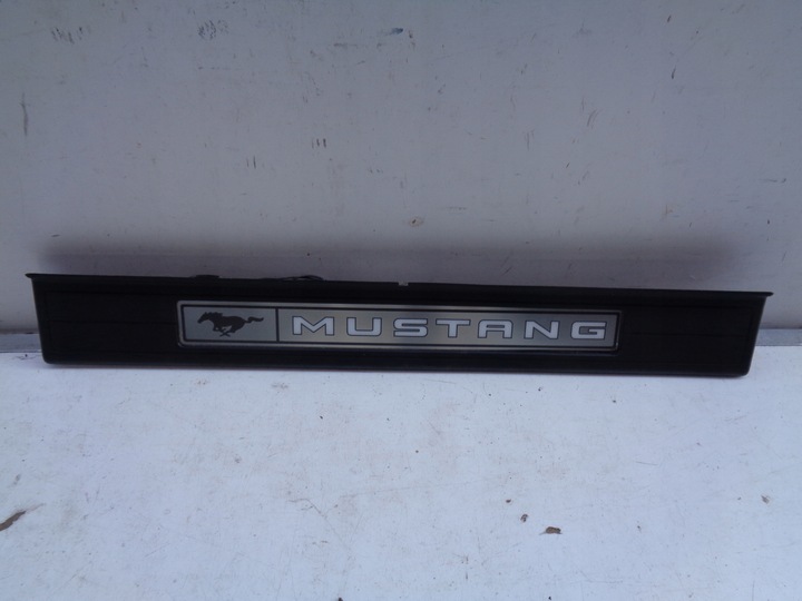 фото №1, Планка пороговая порог защита порога ford mustang 15- led