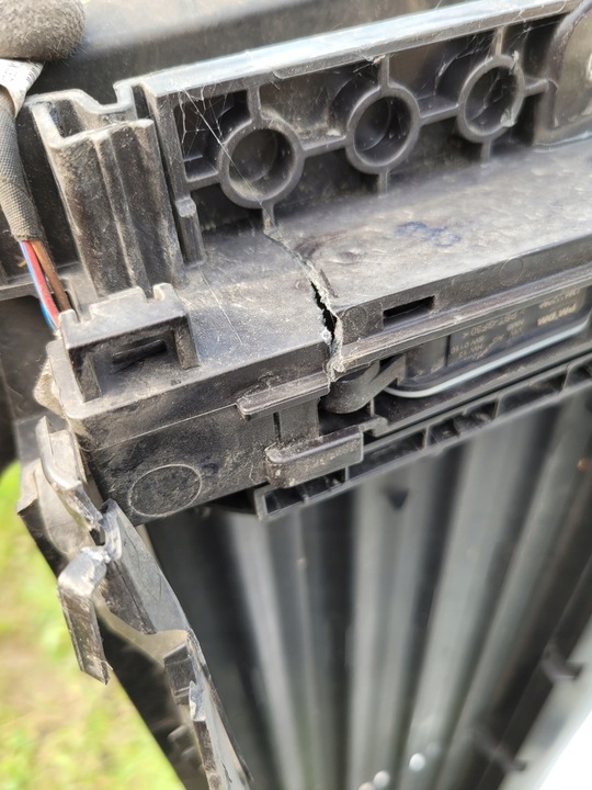 фото №5, Корпус радіатор діафрагма жалюзі audi q8 4m0121219a 95b965501aa