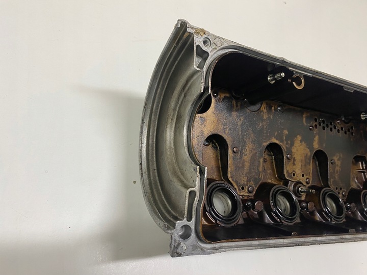 фото №10, Крышка клапанов honda civic vii 1.4 16v d14z6