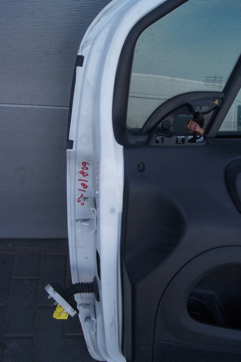 фото №12, Дверь правые перед partner berlingo ii 13 год